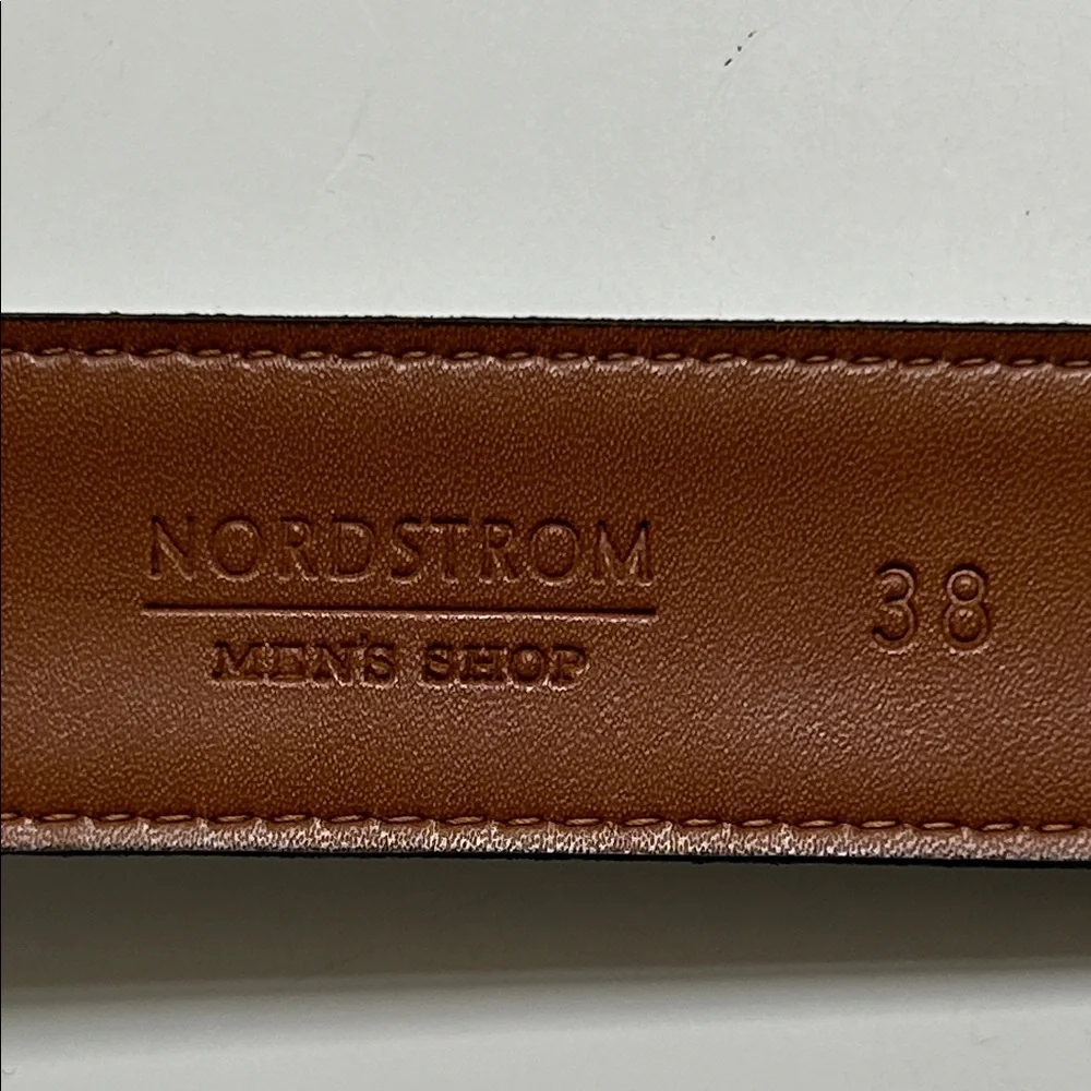 Nordstrom Men’s Shop‎ black leather belt. Size 38. Silver buckle. Made in USA.